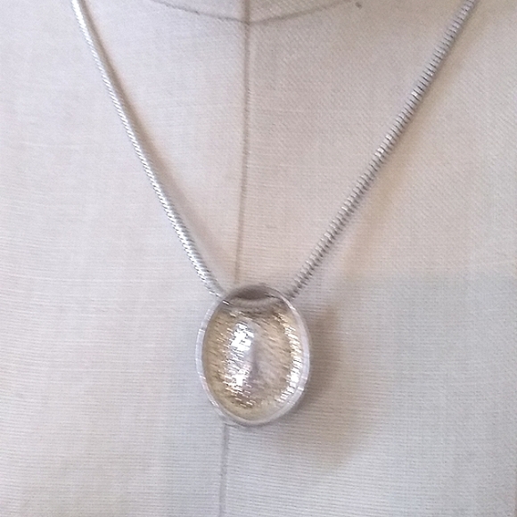 Express Blue Pendant Silver Tone Necklace Neck and Earring that Match - Picture 3 of 6